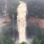 Katoomba Falls - Spectacular waterfall near Katoomba